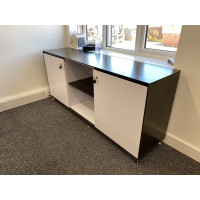 Nero Credenza